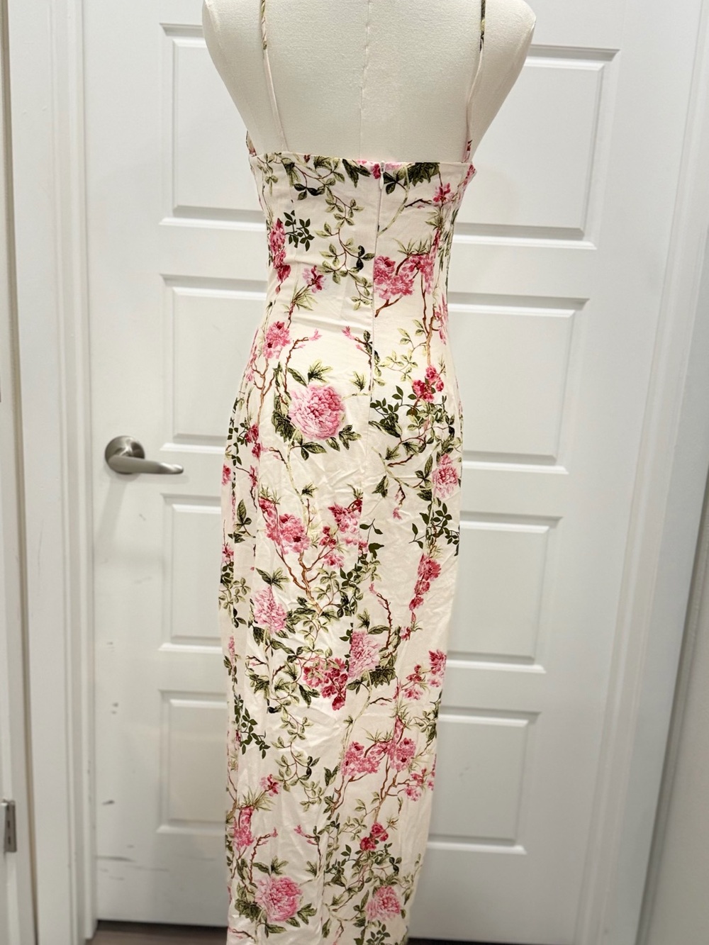 Zara Floral Ruched Midi Dress in Cream and Pink NWT - Picture 5 of 6